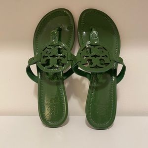Tory Burch Miller Sandal - forest green pebble patent leather sz 9